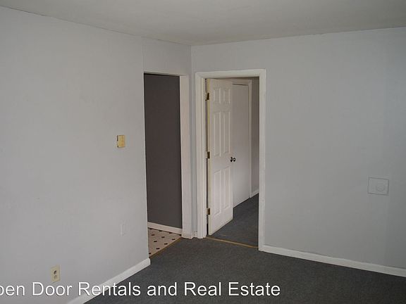 4th image of 411 E Quincy St APT 201