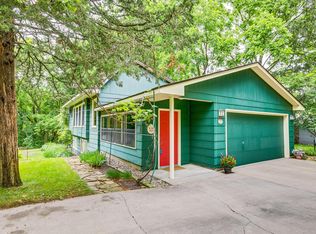 3723 New Brighton Rd, Arden Hills, MN 55112