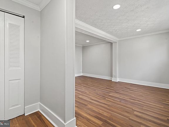 3rd image of 8336 Claremont Woods Dr