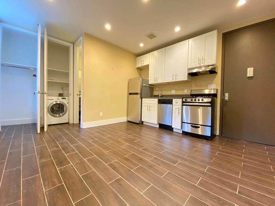 1st image of 340 Sterling Pl APT 1