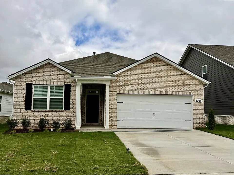 4066 Amelia Ln