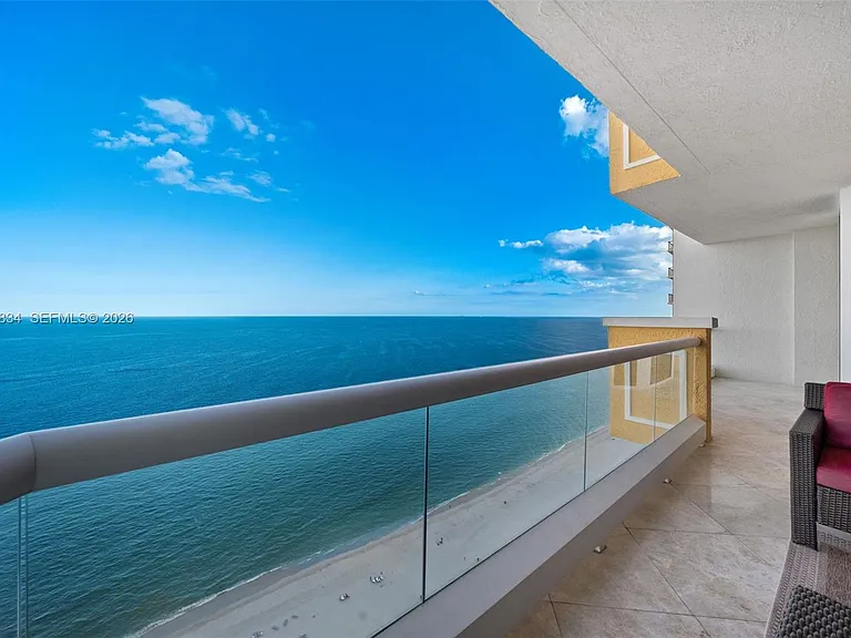 17875 Collins Ave #3205 — Photo 17