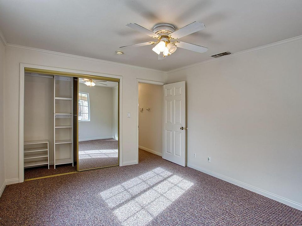 1st image of 1694 Fiske Ave
