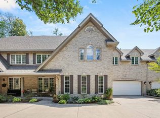 1004 S Chatham Ave, Elmhurst, IL