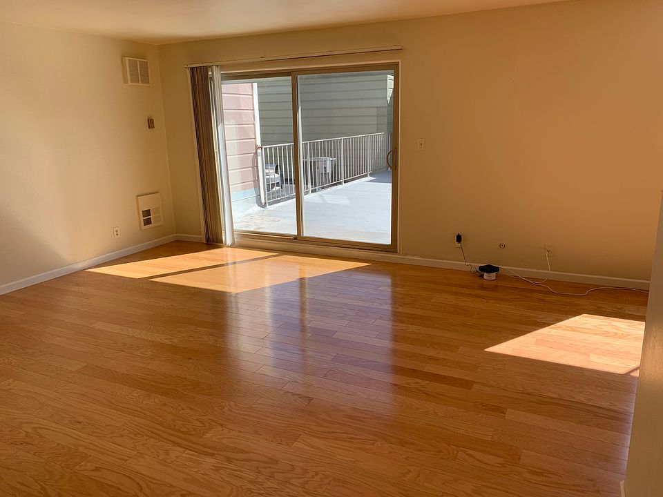 1st image of 2509 Judah St APT 102