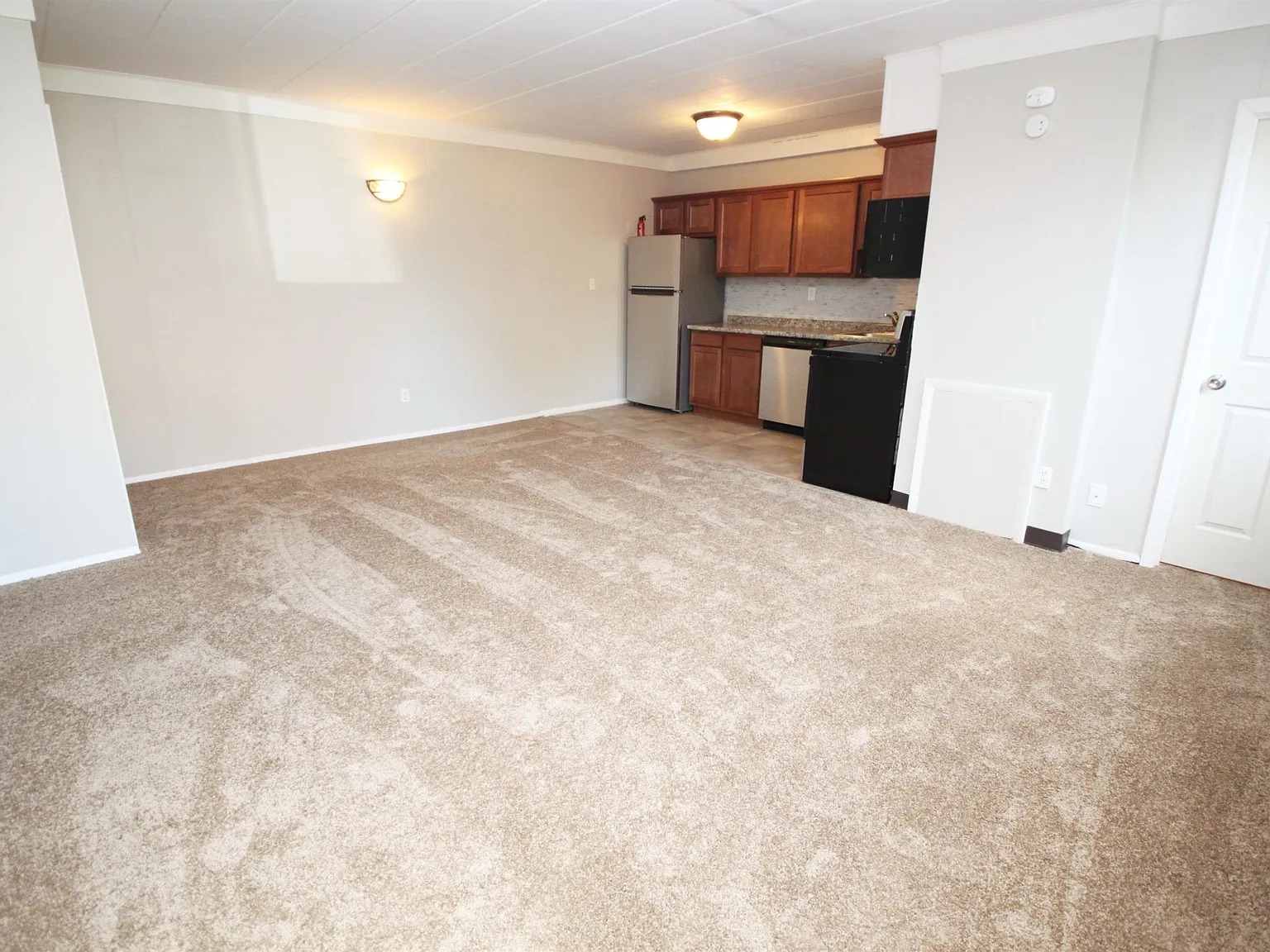 Orchard Place — Photo 2