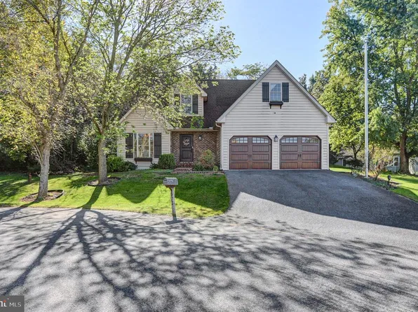 673 Karvois Ct, Chambersburg, PA 17202