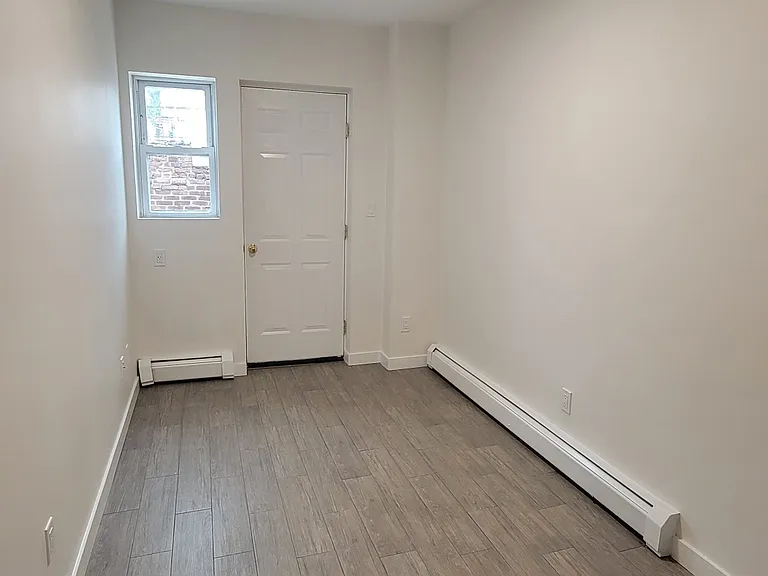 28-39 49th St #1A — Photo 10