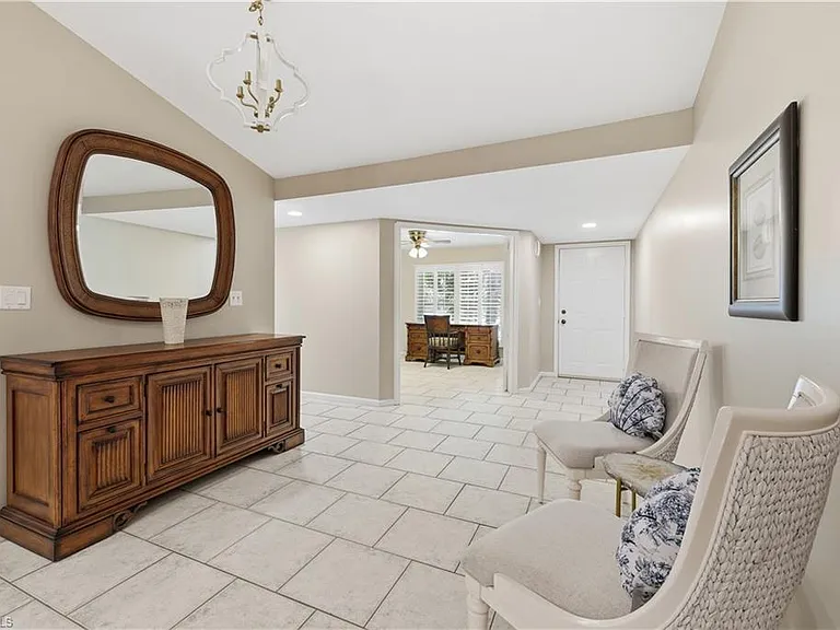 5899 Chanteclair Dr #222 — Photo 2