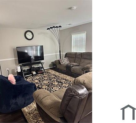 3rd image of 11246 Hannah Way #7