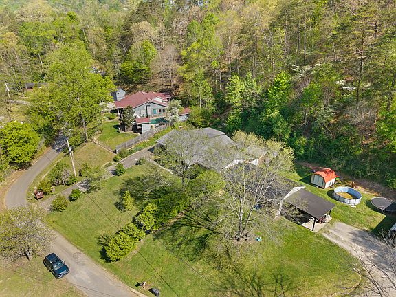 3rd image of 191 Armory Rd