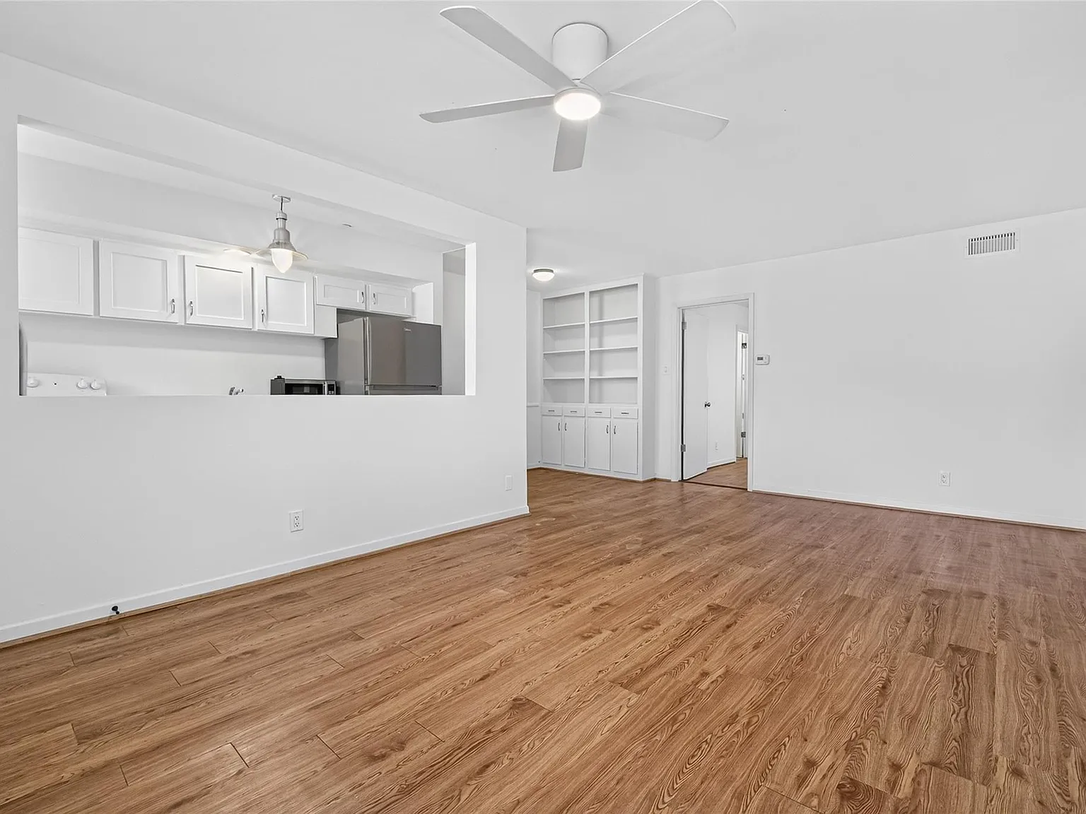 1 bed, 1.0 bath, 620 sqft, $1,100 — Photo 4