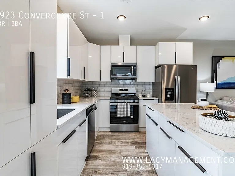 3923 Convergence St #1 — Photo 10