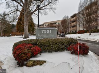 7505 Democracy Blvd APT 114, Bethesda, MD 20817