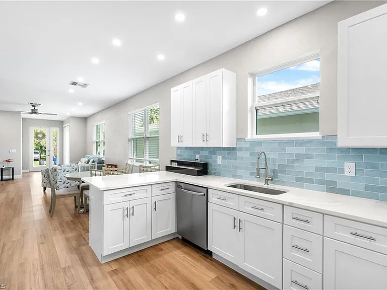 10004 Connecticut St — Photo 8