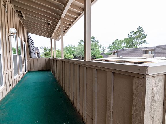 4th image of 2100 W Wadley Ave