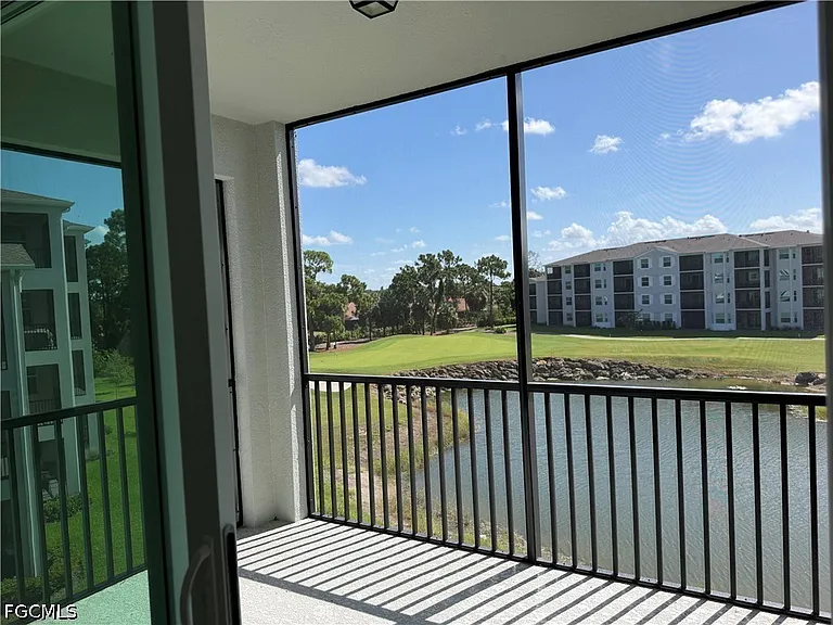 18411 Copperhead Ct N #332 — Photo 29