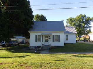 417 E Adams St, Pittsfield, IL 62363