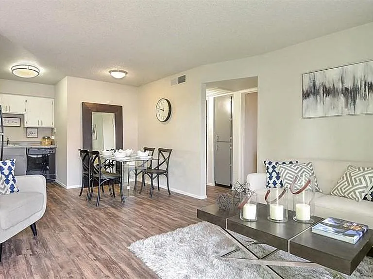 Mesa Station Apartments — Photo 9