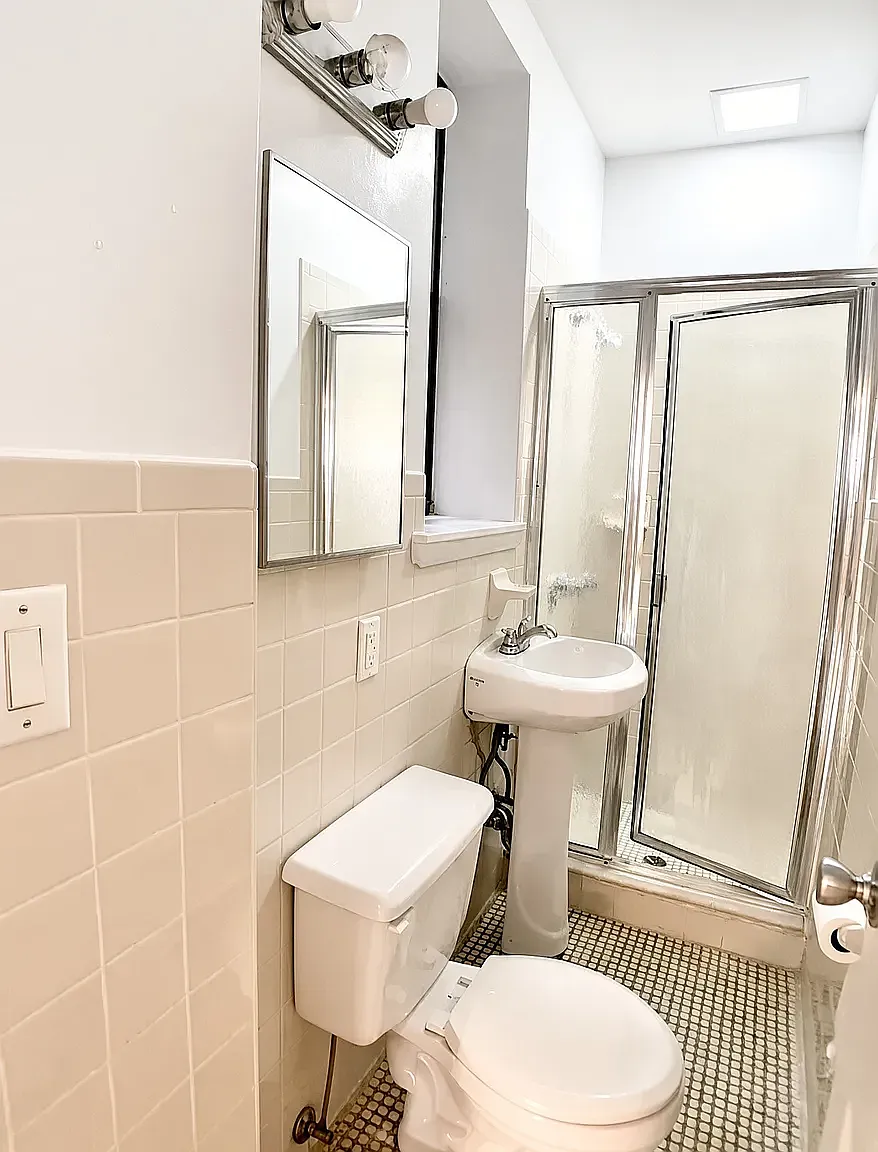 208 West 82nd Street — Photo 4