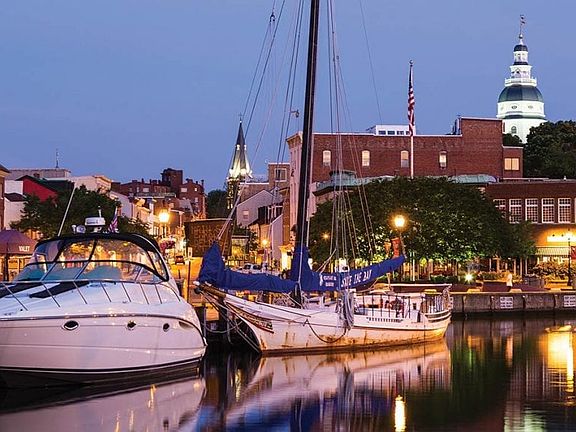 The waterfront is everywhere and everything there is to do, or see, or eat is within an easy stroll. This view is less than a 15 minute walk from our home.