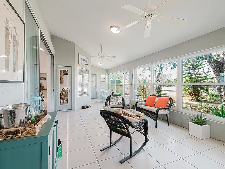 240 N Country Club Dr — Photo 40