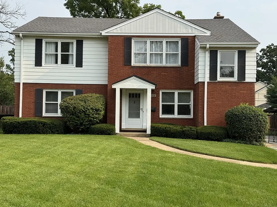 578 Ivy Ct