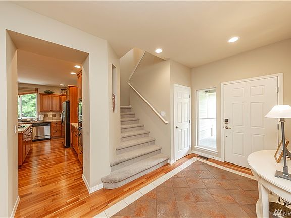 3rd image of 43 Vista Wood Ct