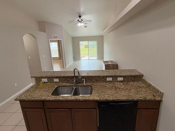 3rd image of 1621 SW 33rd St #1621