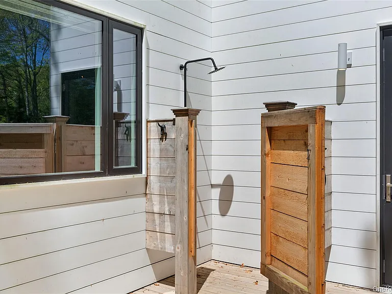 6710 Soundview Ave — Photo 25