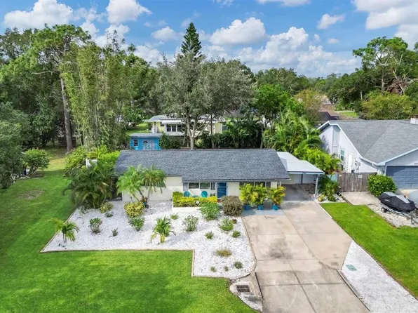 3961 Prado Dr, Sarasota, FL 34235