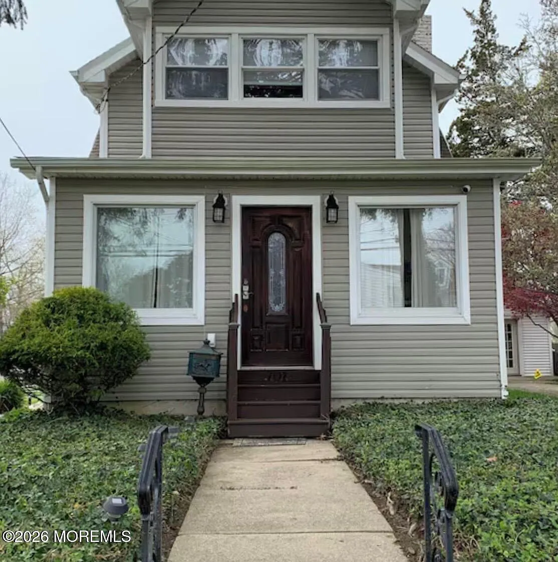 4 bed, 1395 sqft, $14,000 — Photo 2