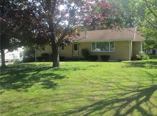 3074 Maplewood Dr, Sharpsville, PA