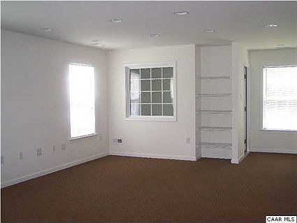 2nd image of 224 Blue Jay Way