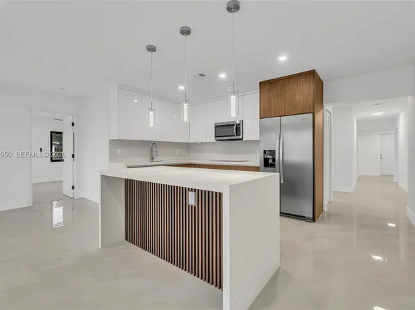 15770 NW 18th Pl, Miami Gardens, FL 33054