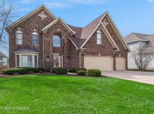 3303 Tall Grass Dr, Naperville, IL 60564