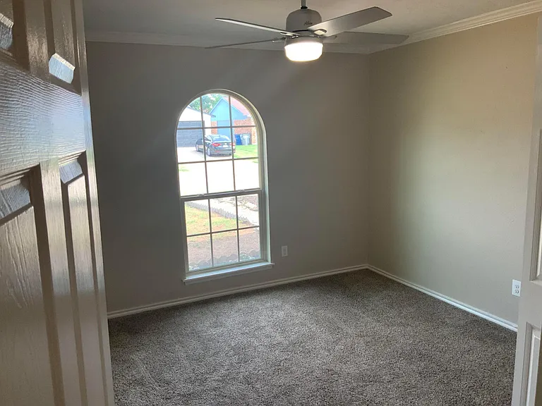 700 Sunny Slope Dr — Photo 6