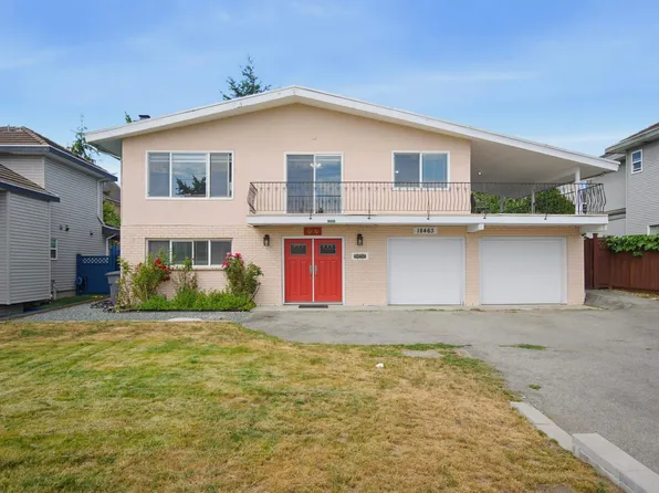 18463 56th Ave, Surrey, BC V3S 8J3