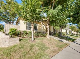 19823 Santa Rosa Dr, Northridge, CA 91326