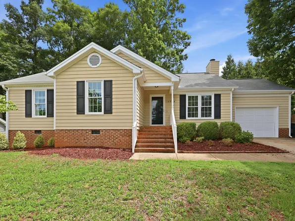 5904 Westborough Dr, Raleigh, NC 27612