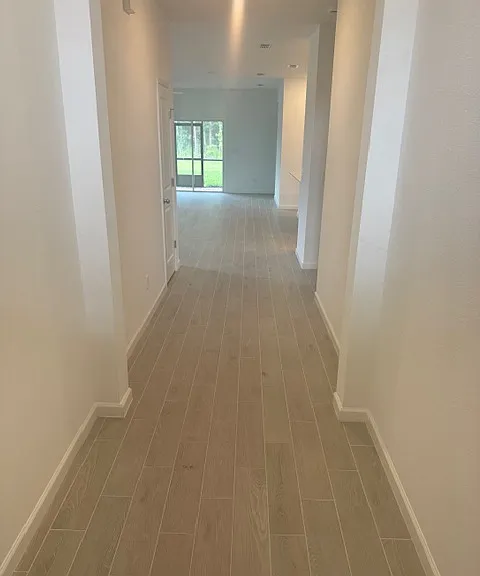 1537 Huntley Hollow Dr — Photo 2
