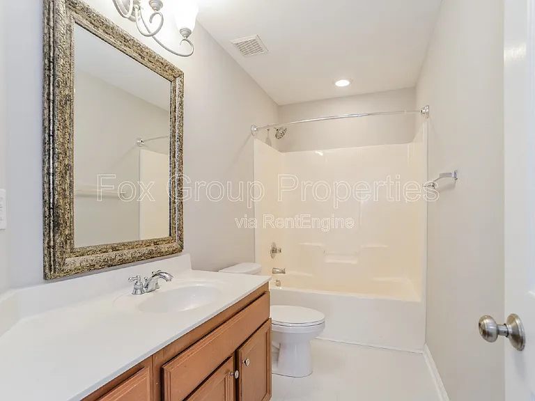 7356 Sedgebrook Dr W — Photo 21