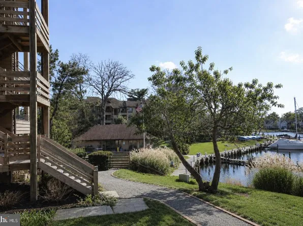 4 President Point Dr Unit C, Annapolis, MD 21403