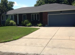 1903 N Woodchuck St, Wichita, KS 67212