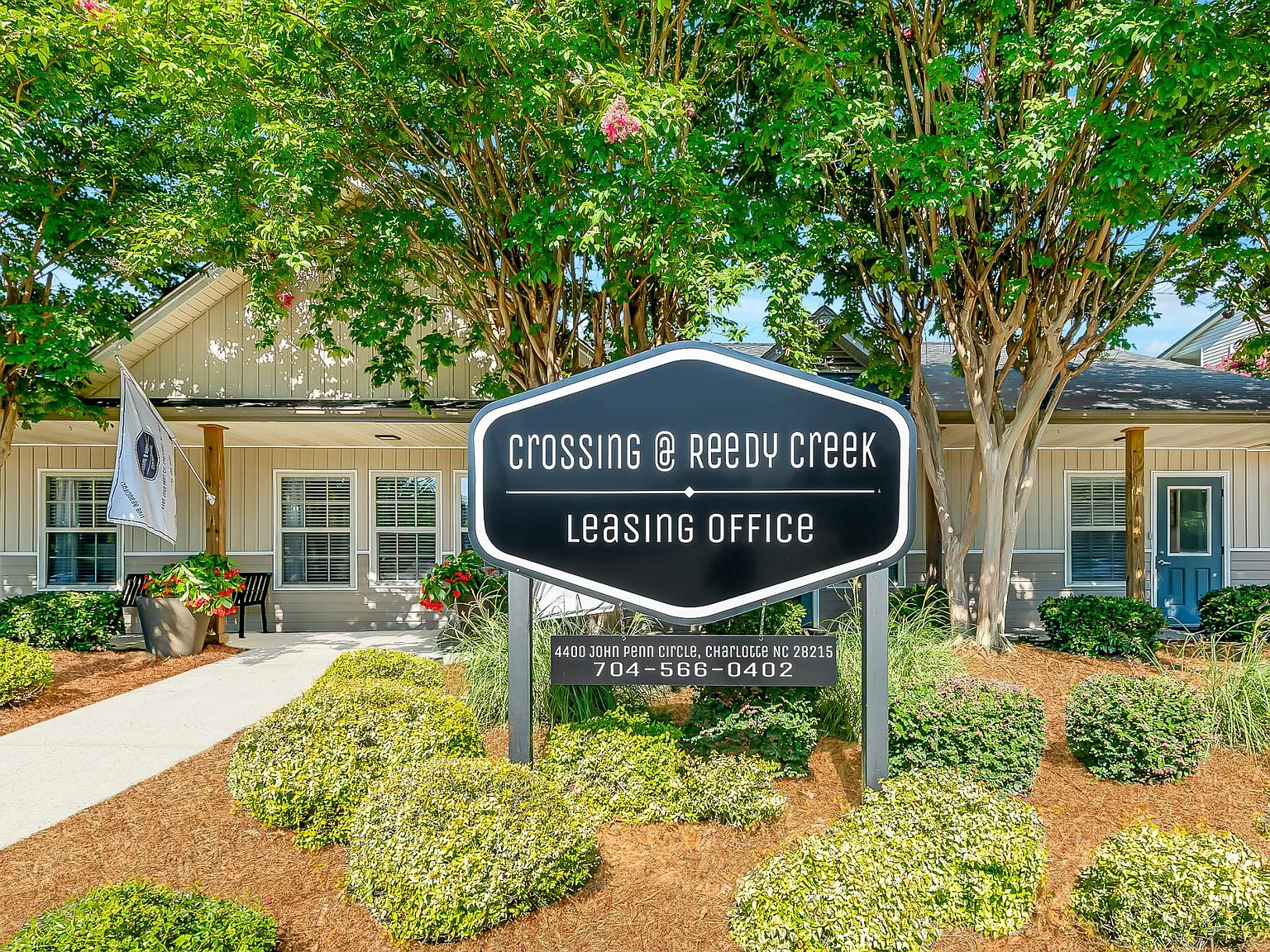 Crossing at Reedy Creek — Photo 4