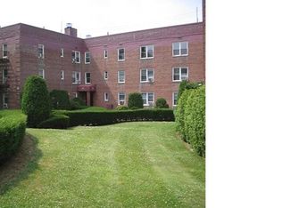 10 Davenport Ave APT 2G, New Rochelle, NY