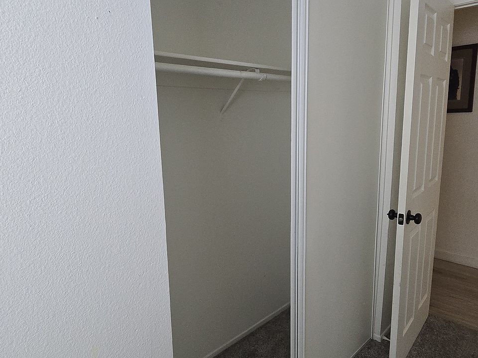1st image of 1486 Almond Dr