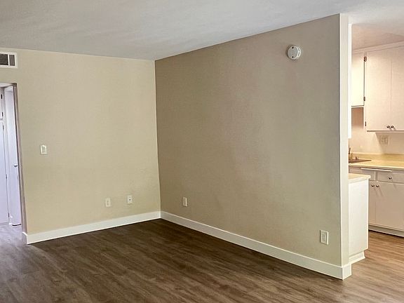 4th image of 9600 Reseda Blvd #116