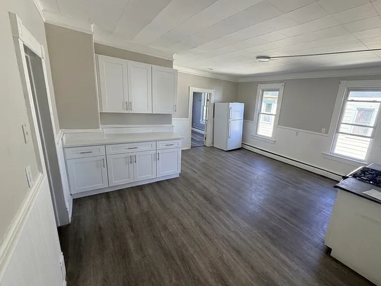 103 Smalley St #2 — Photo 6