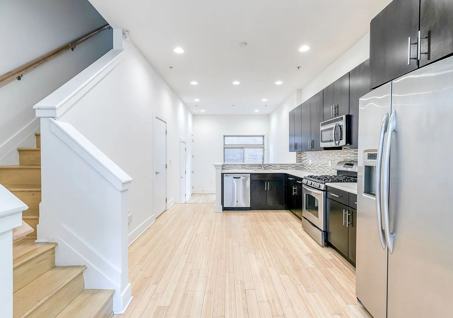 Northern Liberties Townhome with Parking — Photo 1